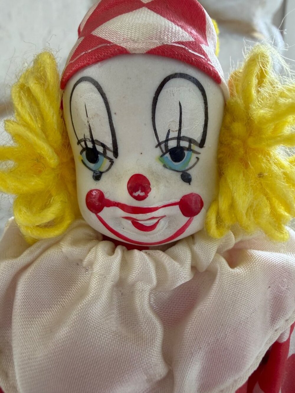 Vintage Red & White Harlequin Checkeredboard Clown Doll Yarn Hair Figurine - Picture 5 of 14